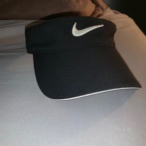Nike visor